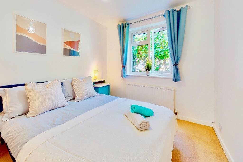 Super-Quiet Town Centre Flat 5 Min Walk To Station Apartment Royal Tunbridge Wells Ngoại thất bức ảnh